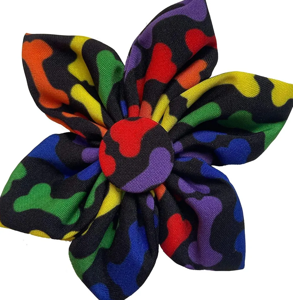 Huxley & Kent Apparel & Accessories | Apparel & Accessories^Pet Pinwheel, Unity, Small